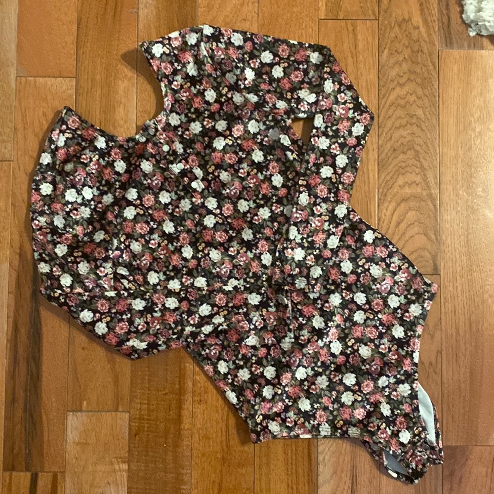 Stella et Suzie Velvet Bodysuit